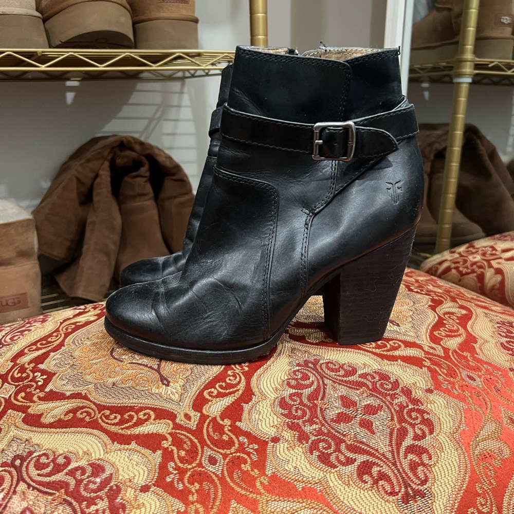 Frye Black Leather Patty Riding Booty